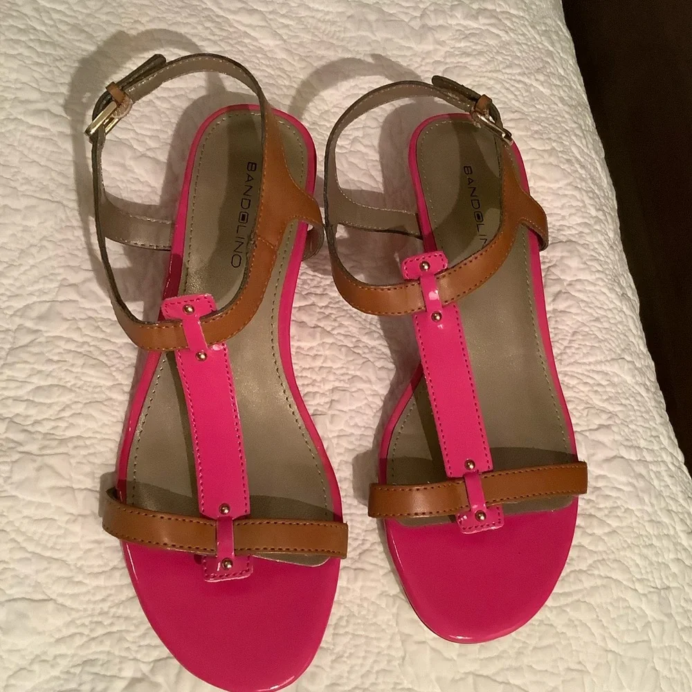 Pink and Tan Wedge Sandals Vintage Bandolino T-Strap Sandals Size 6